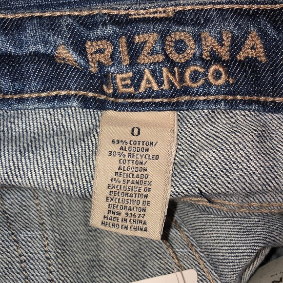 Arizona Jean Capris. NWT. 0 - Picture 7 of 11